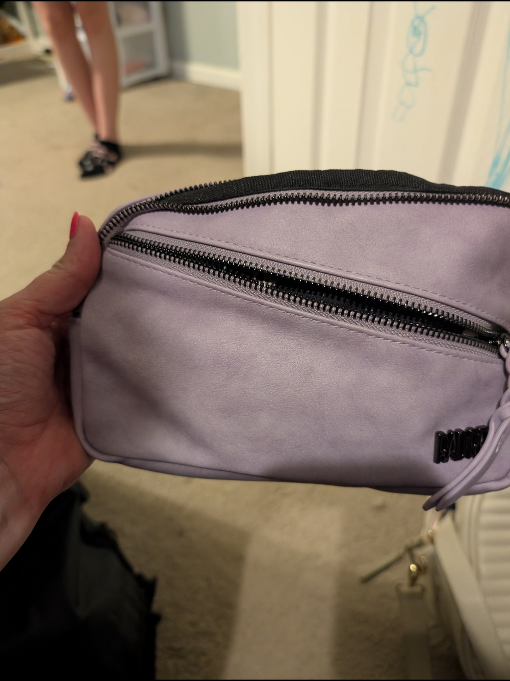 Lavender Crossbody Bag with Front Zip Pocket - Unbranded